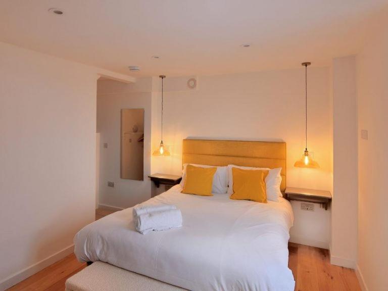 Largigi Offering Two Amazing Panoramic Sea Front Apartments Lyme Regis Ngoại thất bức ảnh